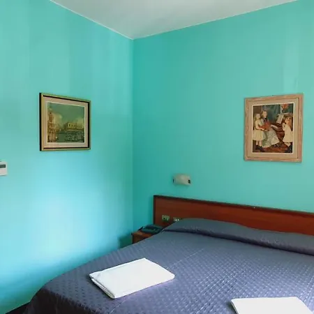 Sud Est By Fam Rossetti Szálloda 3*