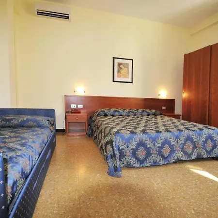 Sud Est By Fam Rossetti لافانيا