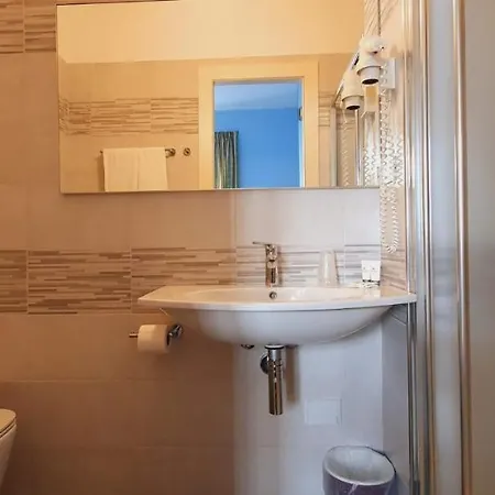 Sud Est By Fam Rossetti Hotel Lavagna