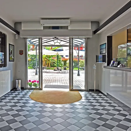 Sud Est By Fam Rossetti 3* Lavagna