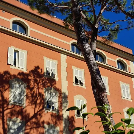 Hotel Sud Est By Fam Rossetti 3*