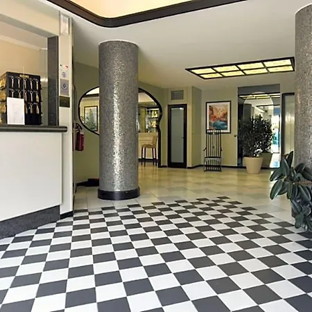 Hotel Sud Est By Fam Rossetti