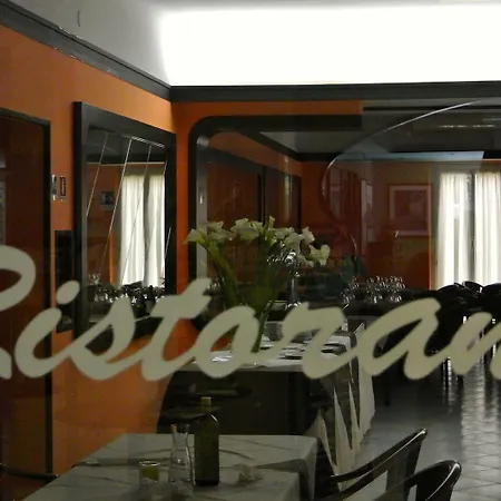Hotel Sud Est By Fam Rossetti Lavagna