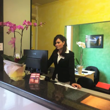 Sud Est By Fam Rossetti 3* Lavagna