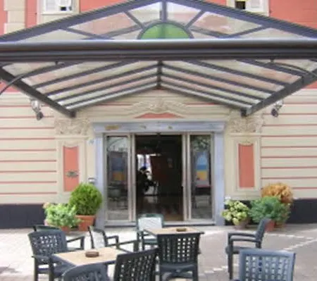 Sud Est By Fam Rossetti Hotel Lavagna