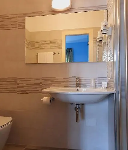 Hotel Sud Est By Fam Rossetti Lavagna