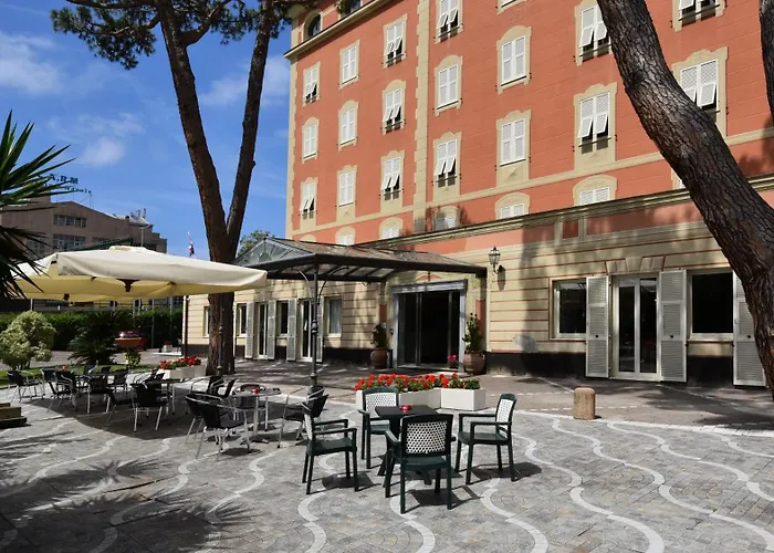 Sud Est By Fam Rossetti Hotel 3*